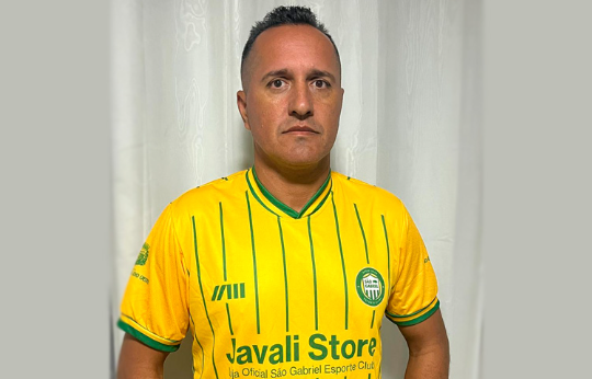Após vitória, Rodrigo Azevedo começa 'pensar' como vencer Comercial