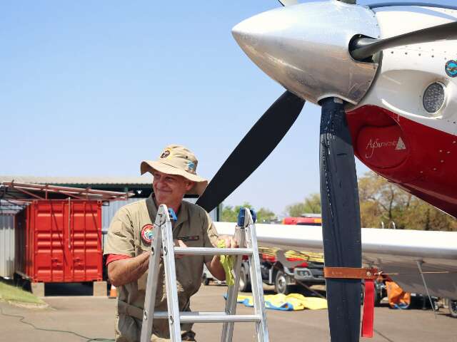 Bombeiro dedica 20 anos à manutenção de aeronaves que salvam vidas em MS