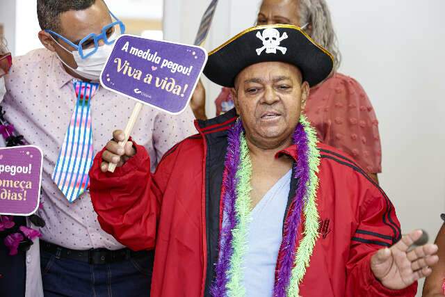 José teve alta após transplante de medula óssea bem-sucedido!