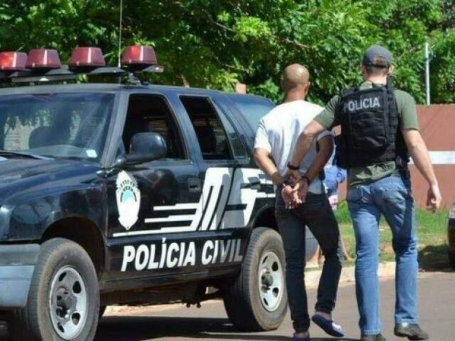 Justiça proíbe Polícia Civil de MS de fazer custódia de presos em delegacias