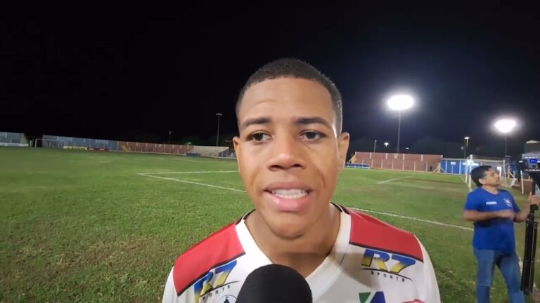 Com belo gol, lateral Erick Rosa comemora fase pessoal